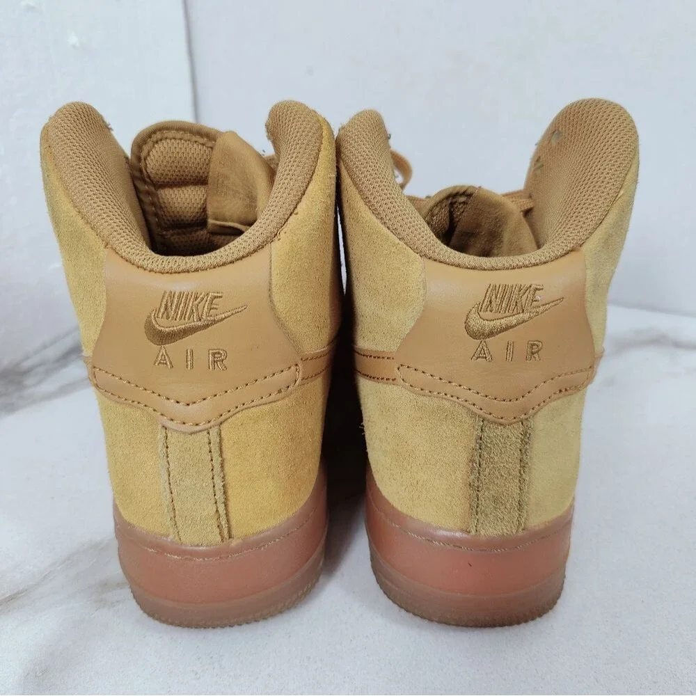 Nike Kids GS Air Force 1 High Lv8 Wheat Sneakers, Sz 7Y